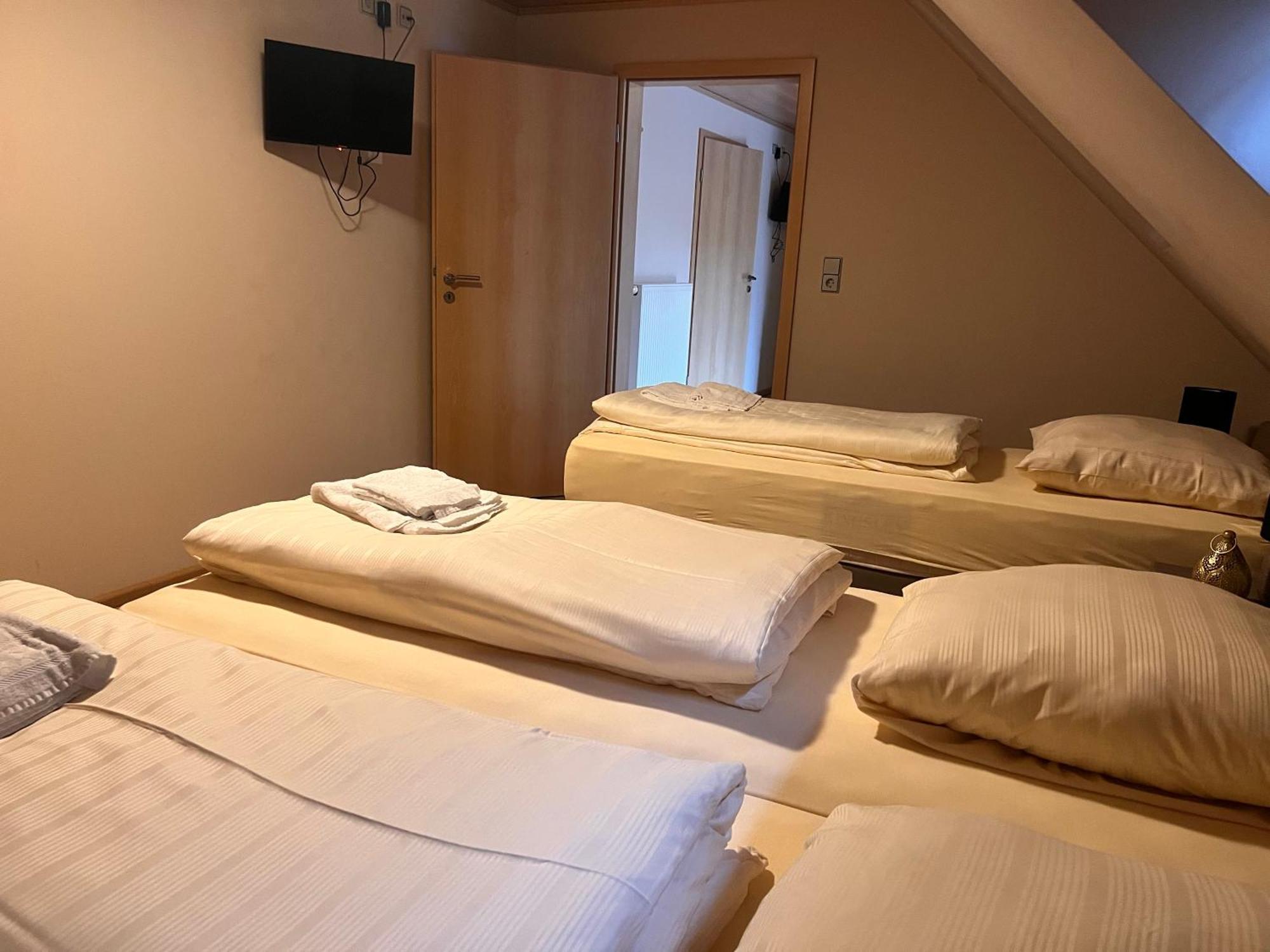 Hotel Restaurant Parthenon Otterbach Екстериор снимка