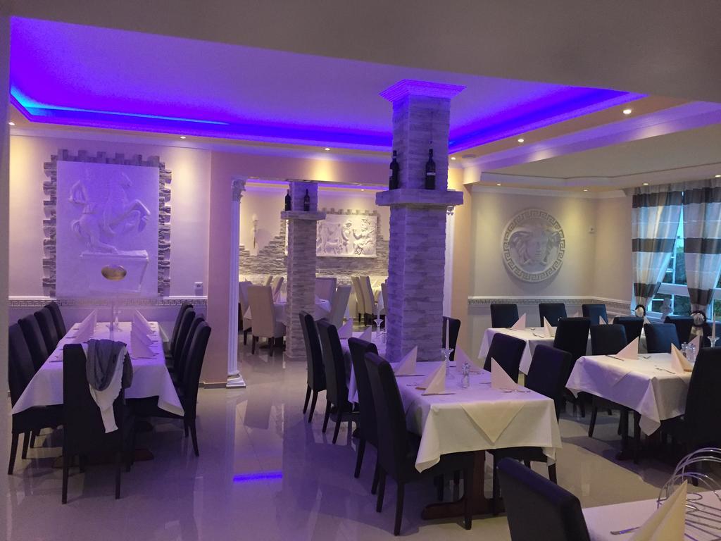 Hotel Restaurant Parthenon Otterbach Екстериор снимка